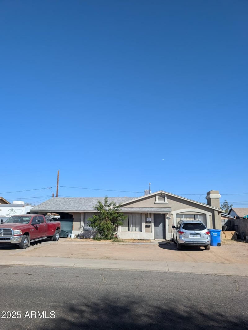 4744 Holly St, Phoenix, AZ 85035