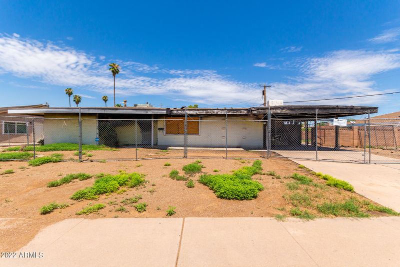 4744 N 58th Dr, Phoenix, AZ 85031