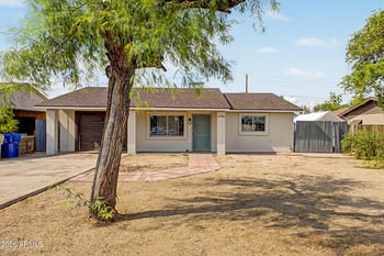 4746 W Nicolet Ave, Glendale, AZ 85301