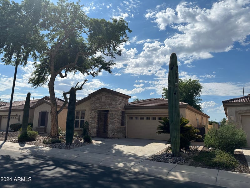 4747 Blue Spruce Ln, Gilbert, AZ 85298