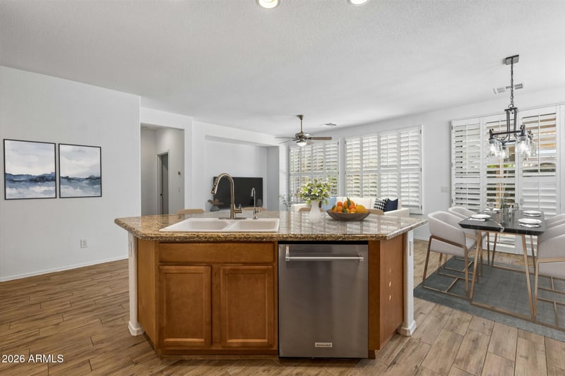 4747 Narrowleaf Dr, Gilbert, AZ 85298