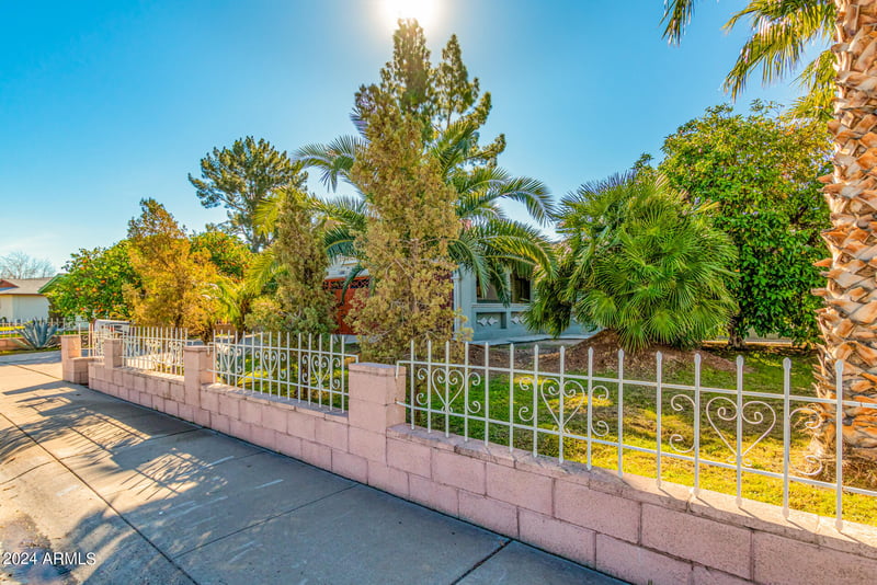 4747 Sunnyside Ave, Glendale, AZ 85304