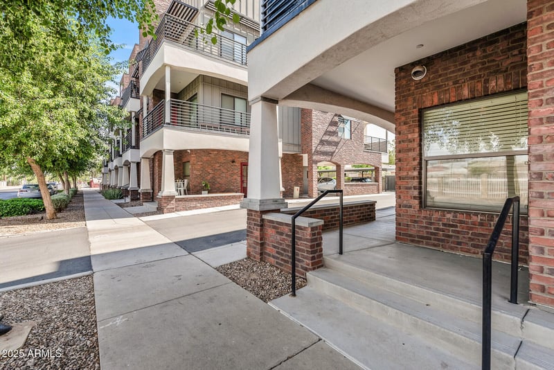 475 N 9th St #101, Phoenix, AZ 85006
