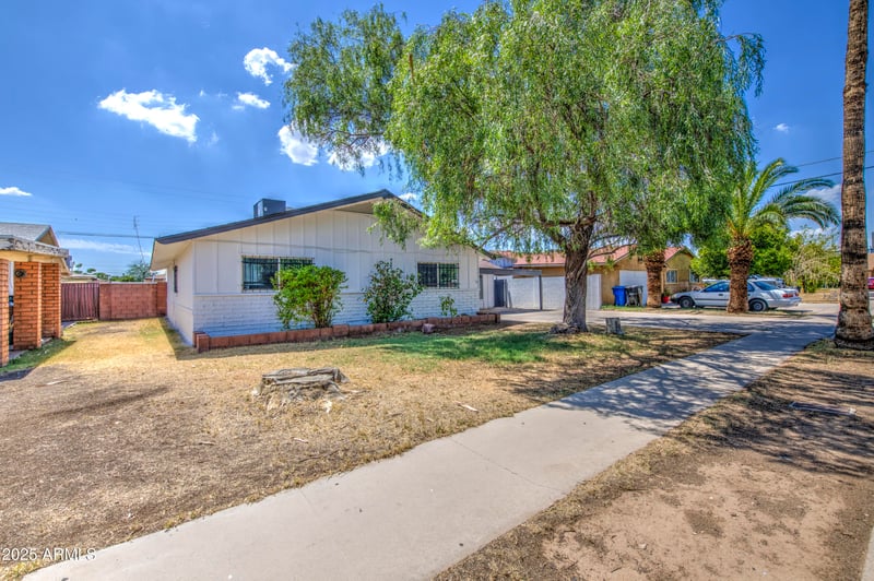 4750 39th Dr, Phoenix, AZ 85019