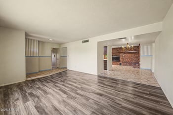 4750 Acoma Dr, Glendale, AZ 85306