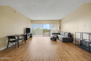 4750 Central Ave #3R, Phoenix, AZ 85012