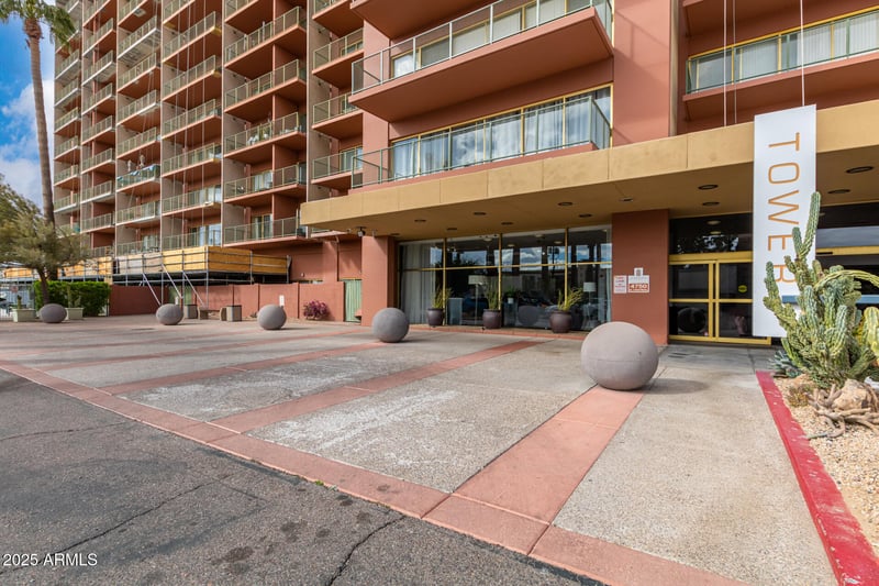 4750 Central Ave #B14, Phoenix, AZ 85012