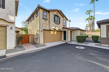 4750 E Tierra Buena Ln, Phoenix, AZ 85032