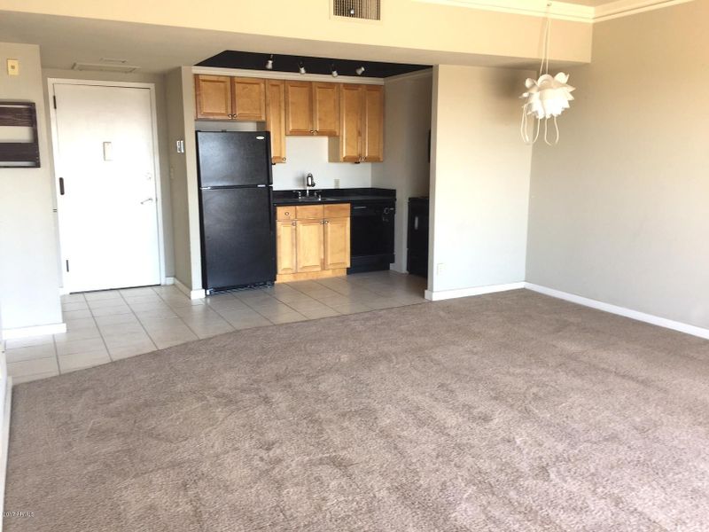 4750 N Central Ave #12F, Phoenix, AZ 85012