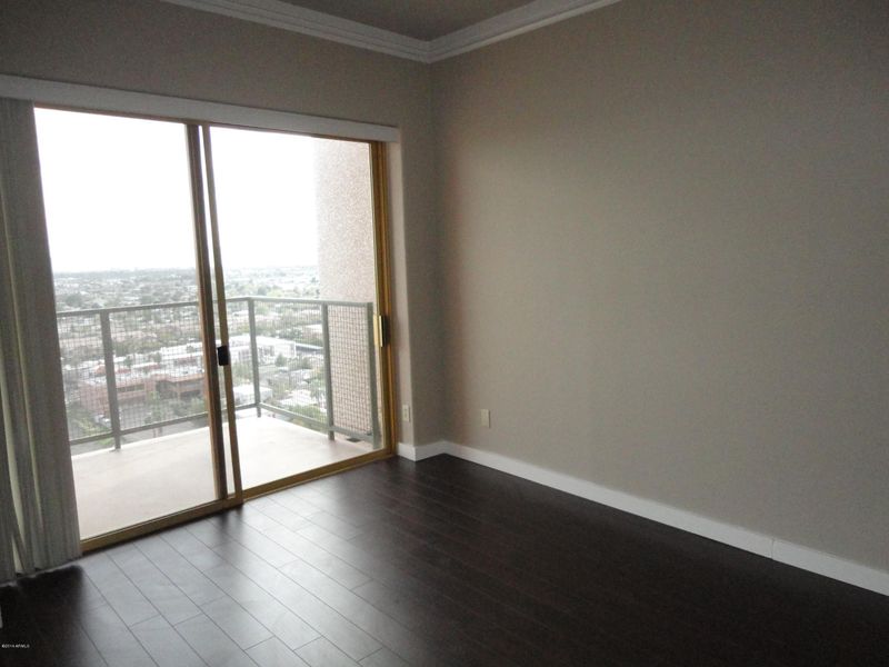 4750 N Central Ave #17H, Phoenix, AZ 85012
