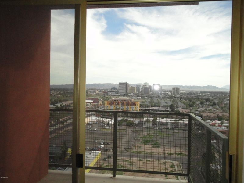 4750 N Central Ave #17H, Phoenix, AZ 85012
