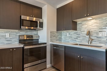 4750 N Central Ave #17N, Phoenix, AZ 85012