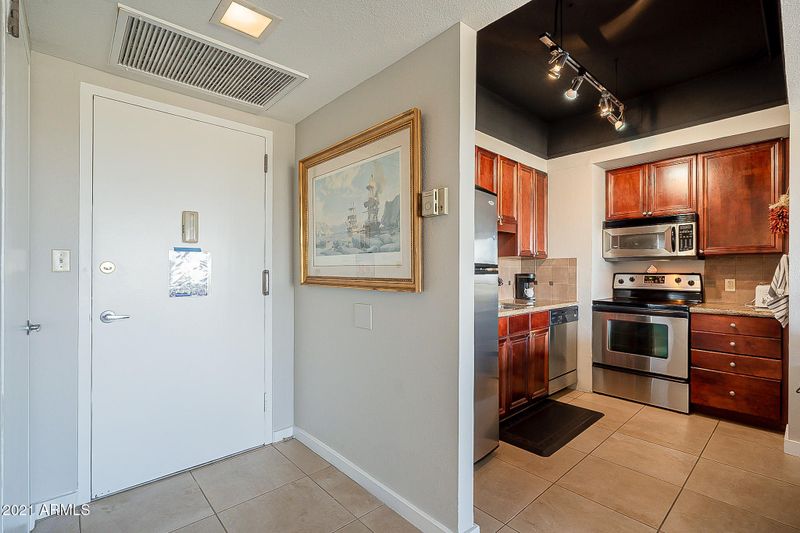 4750 N Central Ave #9K, Phoenix, AZ 85012