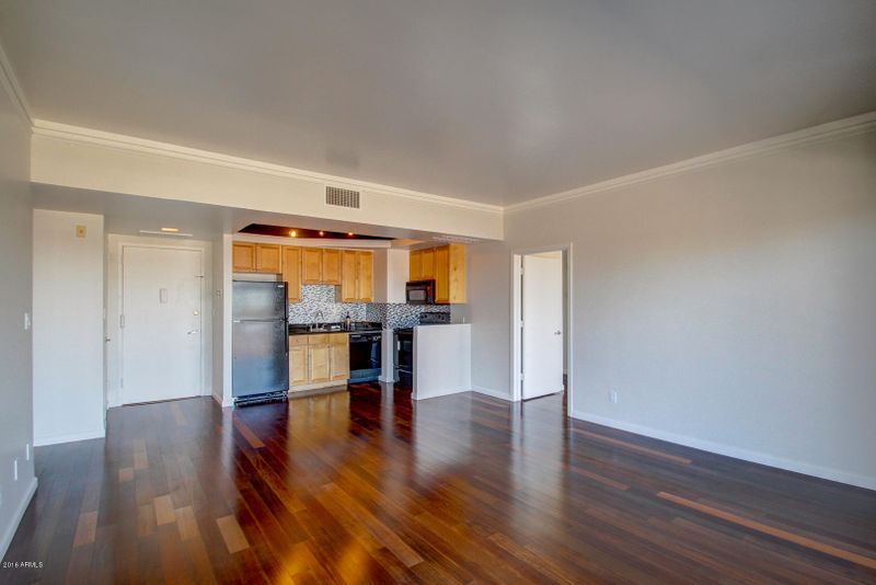 4750 N Central Ave #9L, Phoenix, AZ 85012