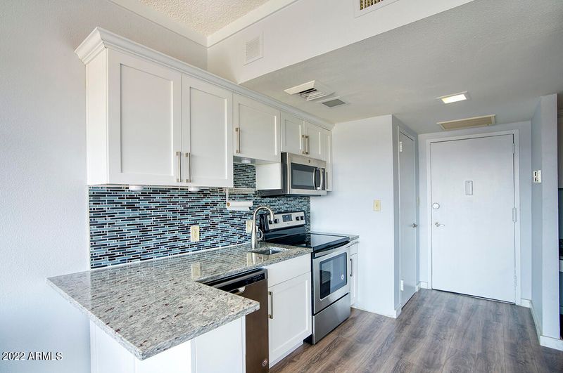 4750 N Central Ave #E10, Phoenix, AZ 85012