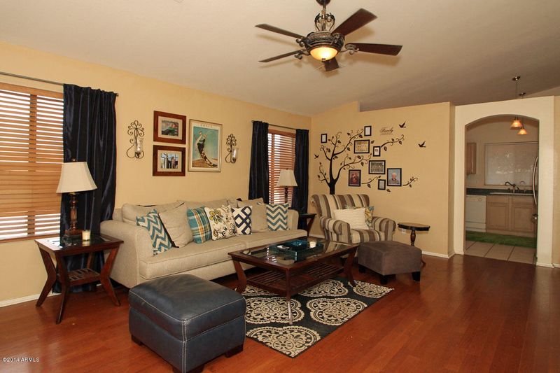 4751 E Amberwood Dr, Phoenix, AZ 85048