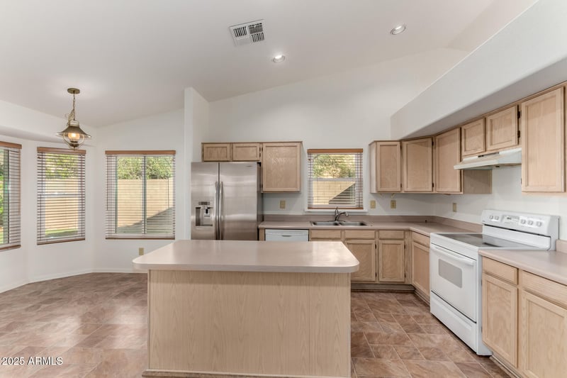 4752 Encanto St, Mesa, AZ 85205