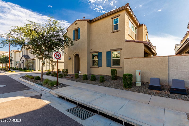 4752 Ferric --, Mesa, AZ 85212