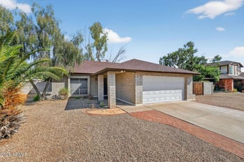 4752 Mcrae Way, Glendale, AZ 85308