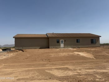 47530 Ray St, Aguila, AZ 85320