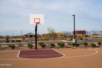 4754 Kenneth Ln, San Tan Valley, AZ 85143