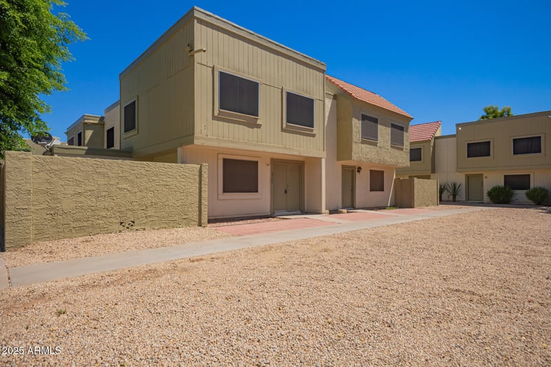 4755 Palo Verde Dr, Glendale, AZ 85301