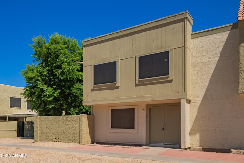 4755 Palo Verde Dr, Glendale, AZ 85301