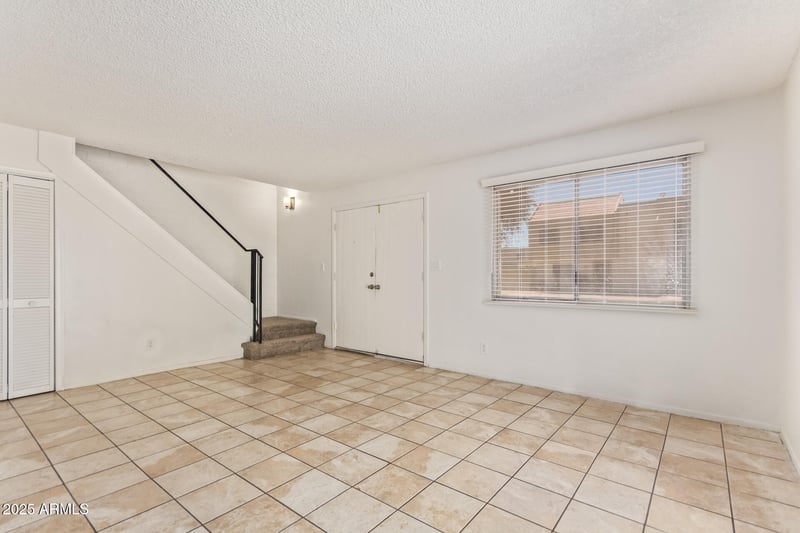 4755 Palo Verde Dr, Glendale, AZ 85301