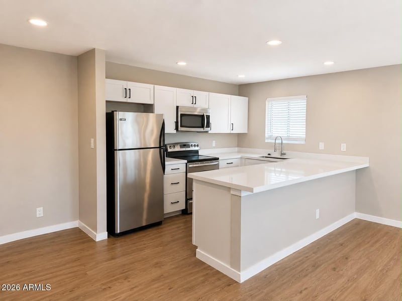 4756 Moreland St, Phoenix, AZ 85008