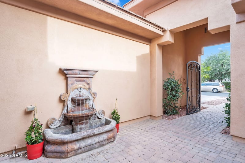 4756 Ironhorse Rd, Gilbert, AZ 85297