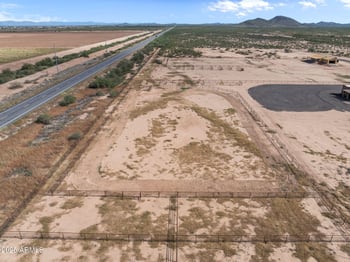 47562 Ray St, Aguila, AZ 85320