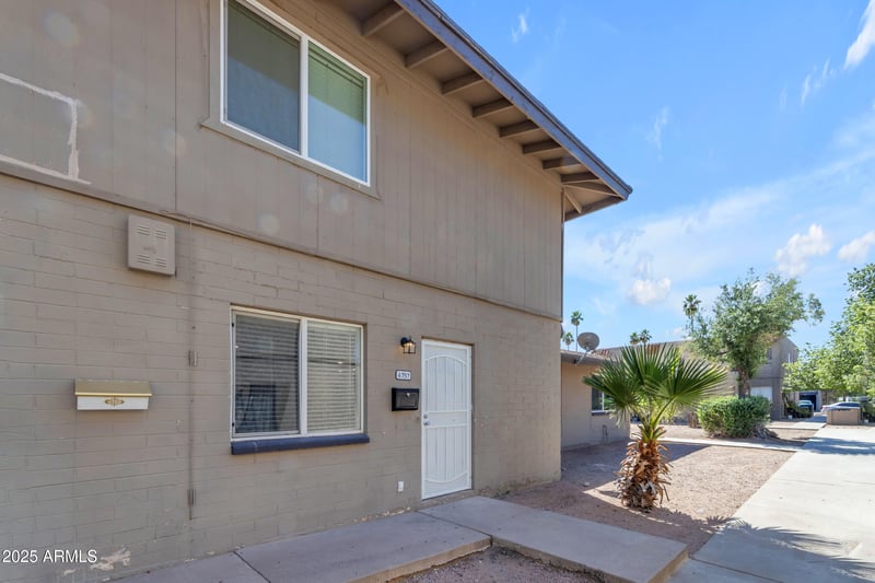 4757 Belleview St, Phoenix, AZ 85008