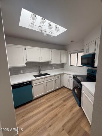 4758 Sanna St, Glendale, AZ 85302