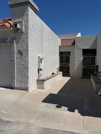 4758 Sanna St, Glendale, AZ 85302