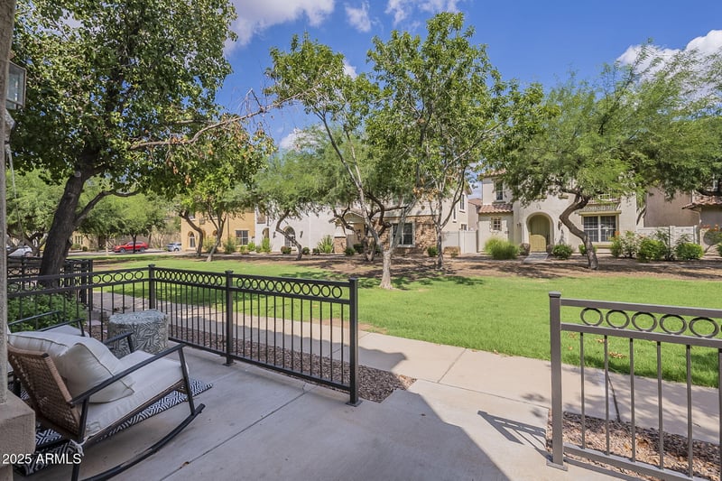 4758 Waterman St #101, Gilbert, AZ 85297