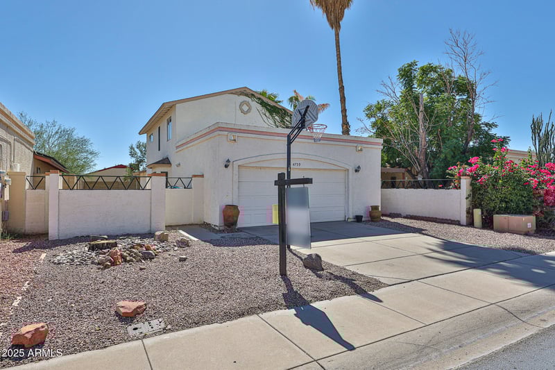 4759 Marco Polo Rd, Glendale, AZ 85308