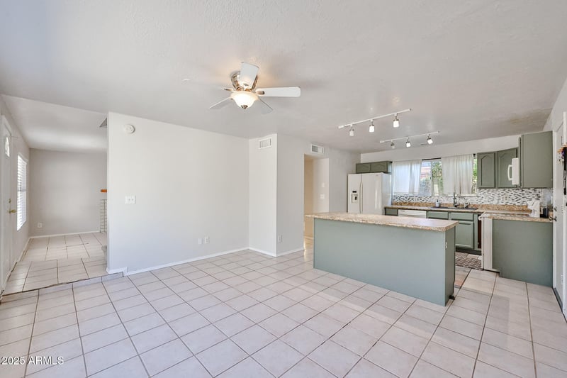 4759 Marco Polo Rd, Glendale, AZ 85308