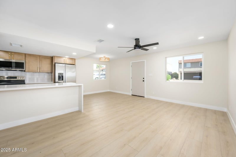 4760 Moreland St, Phoenix, AZ 85008