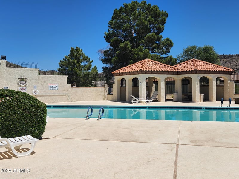 4760 Wahalla Ln, Glendale, AZ 85308