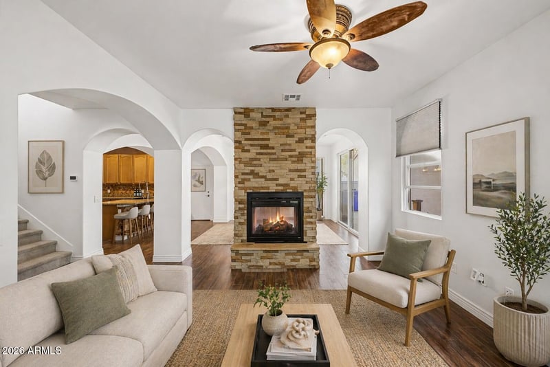 4761 Woodside Way, Gilbert, AZ 85297