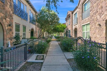 4761 Portola Valley Dr #102, Gilbert, AZ 85297