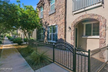 4761 Portola Valley Dr #102, Gilbert, AZ 85297