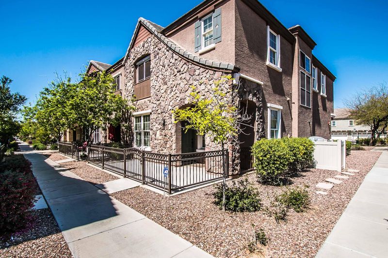 4769 E Thunderheart Trl #103, Gilbert, AZ 85297