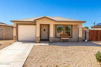 477 W Hilquit Dr, Morristown, AZ 85342