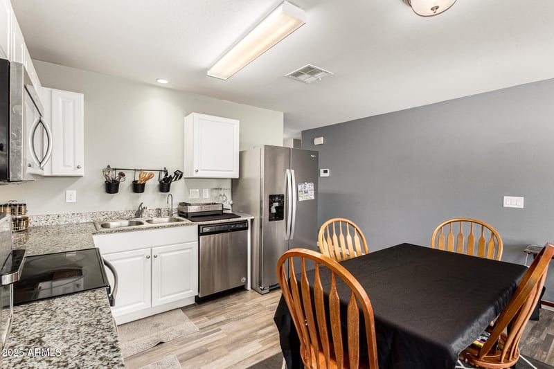 477 W Hilquit Dr, Morristown, AZ 85342