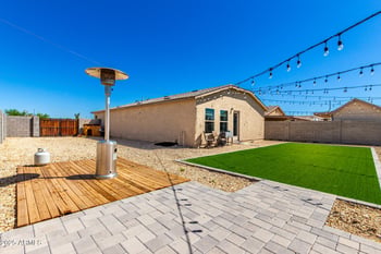 477 W Hilquit Dr, Morristown, AZ 85342