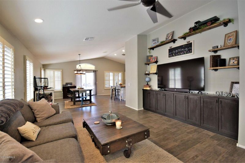 4770 E Charleston Ave, Phoenix, AZ 85032
