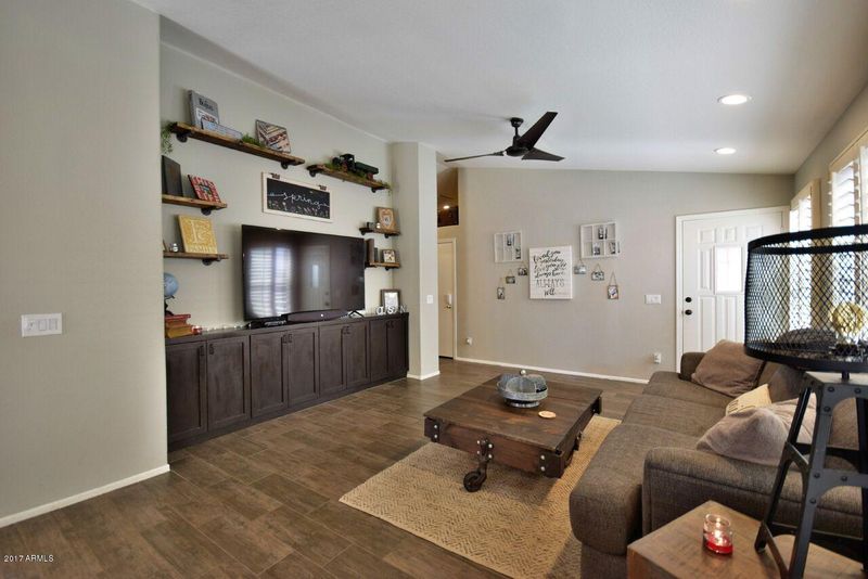 4770 E Charleston Ave, Phoenix, AZ 85032