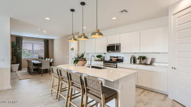 4773 Kenneth Ln, San Tan Valley, AZ 85143