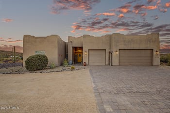 47806 27th Ave, New River, AZ 85087